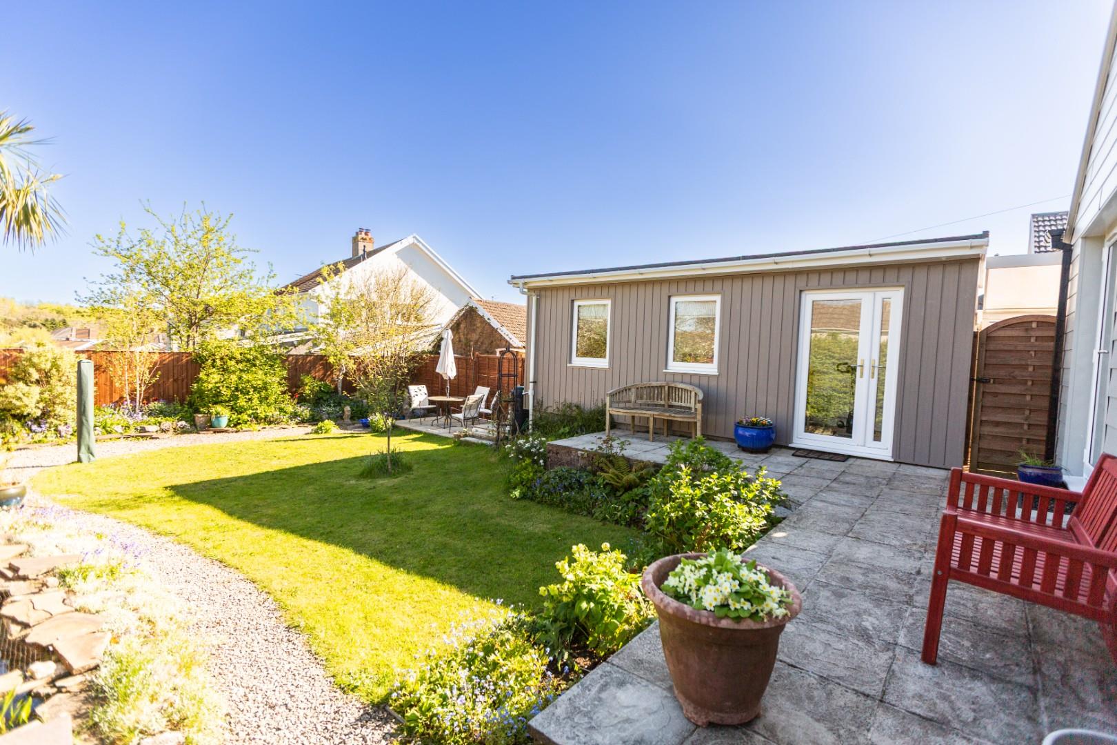 Three Cliffs Drive, Southgate, Swansea, SA3 2BN